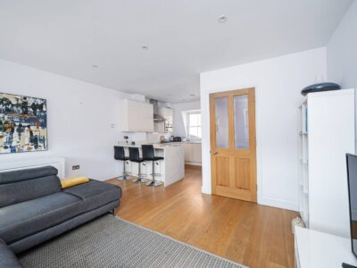 2 Bedroom Flat in Kings Cross