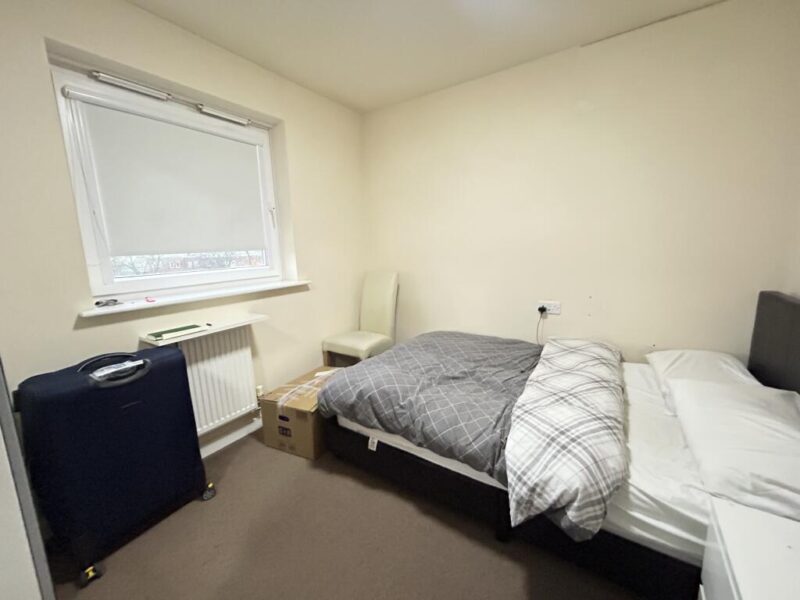 1 BED HOUSE SHARE