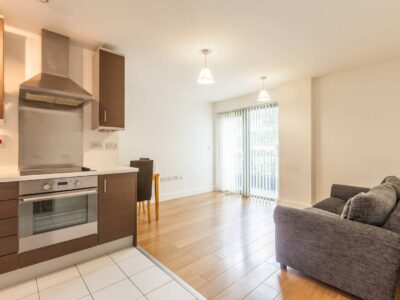 Stylish 1 Bedroom Ground Floor Flat