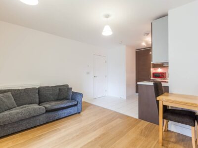 Stylish 1 Bedroom Ground Floor Flat